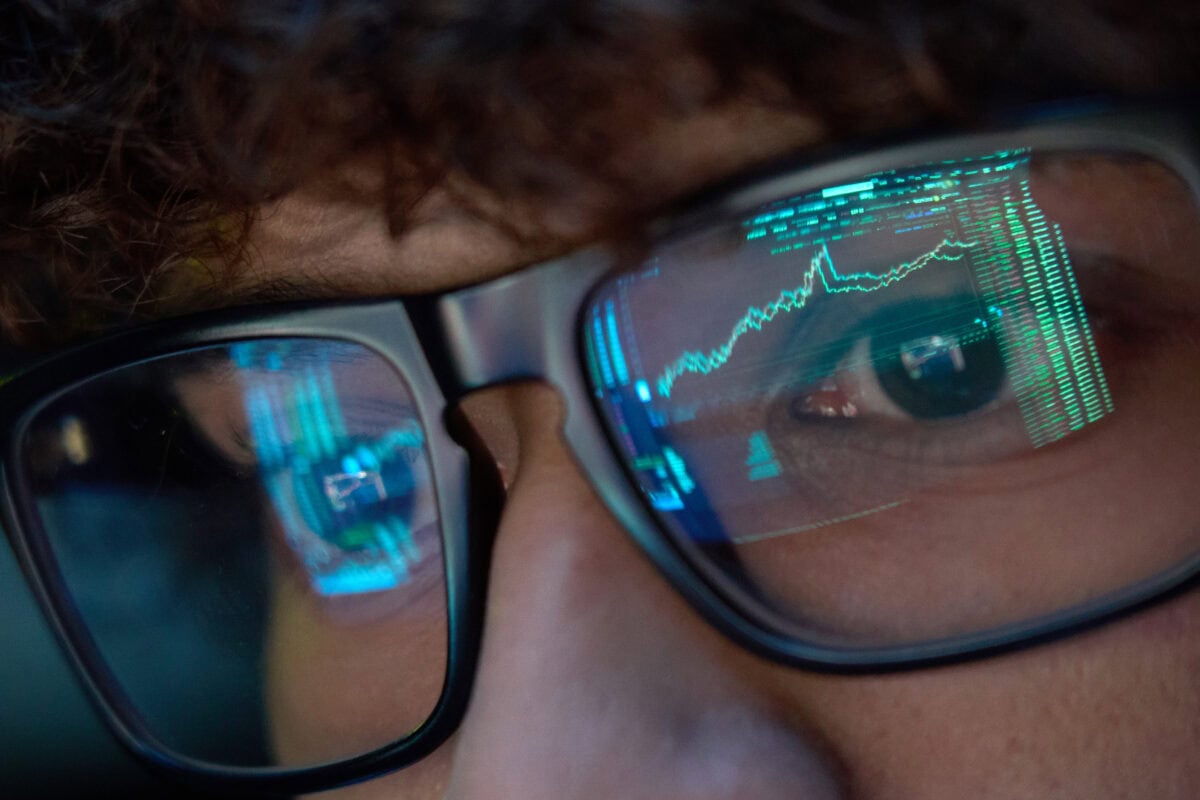 Here’s a 2% Dividend Stock That Pays You Monthly