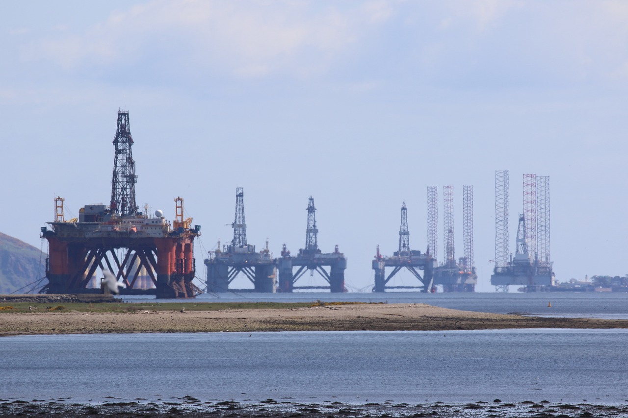 Nat-Gas Prices Retreat as US Storage Levels Build